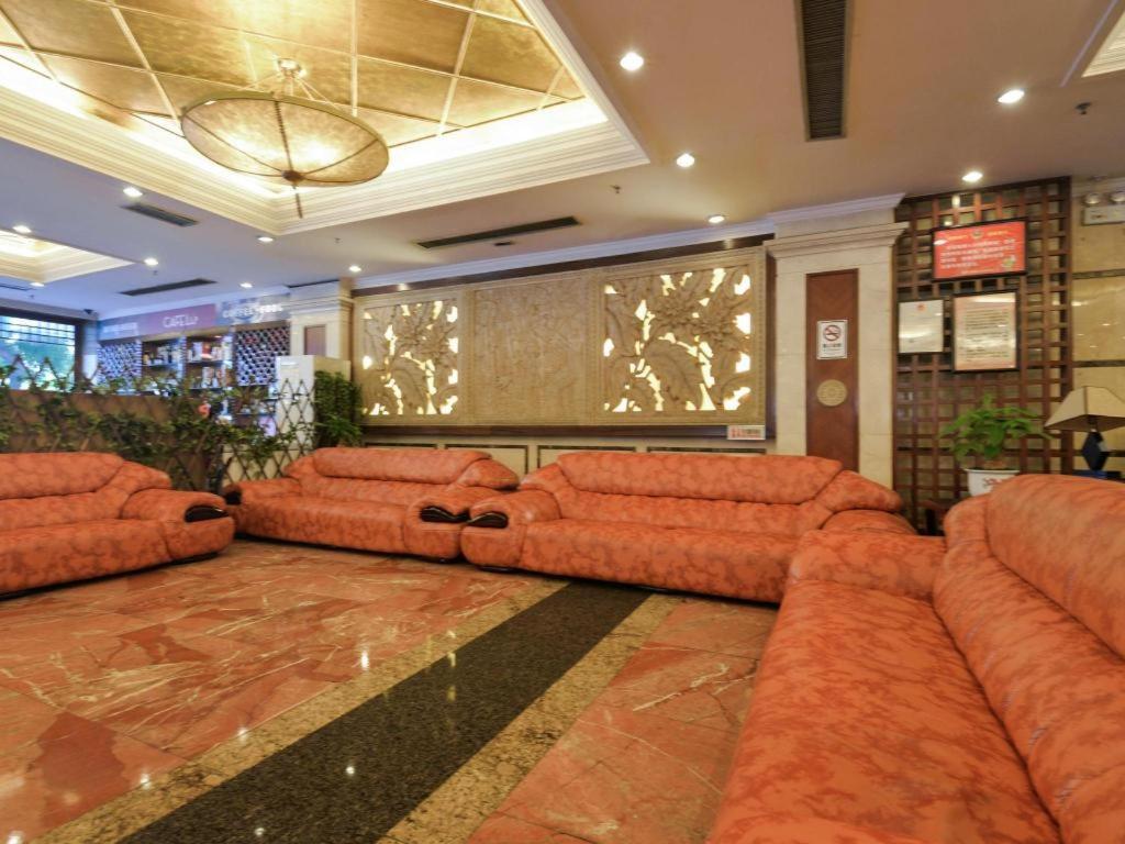 New Pearl River Hotel Guangzhou Bagian luar foto