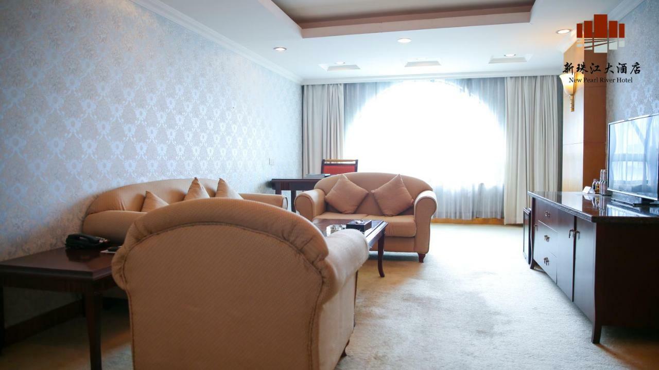 New Pearl River Hotel Guangzhou Bagian luar foto