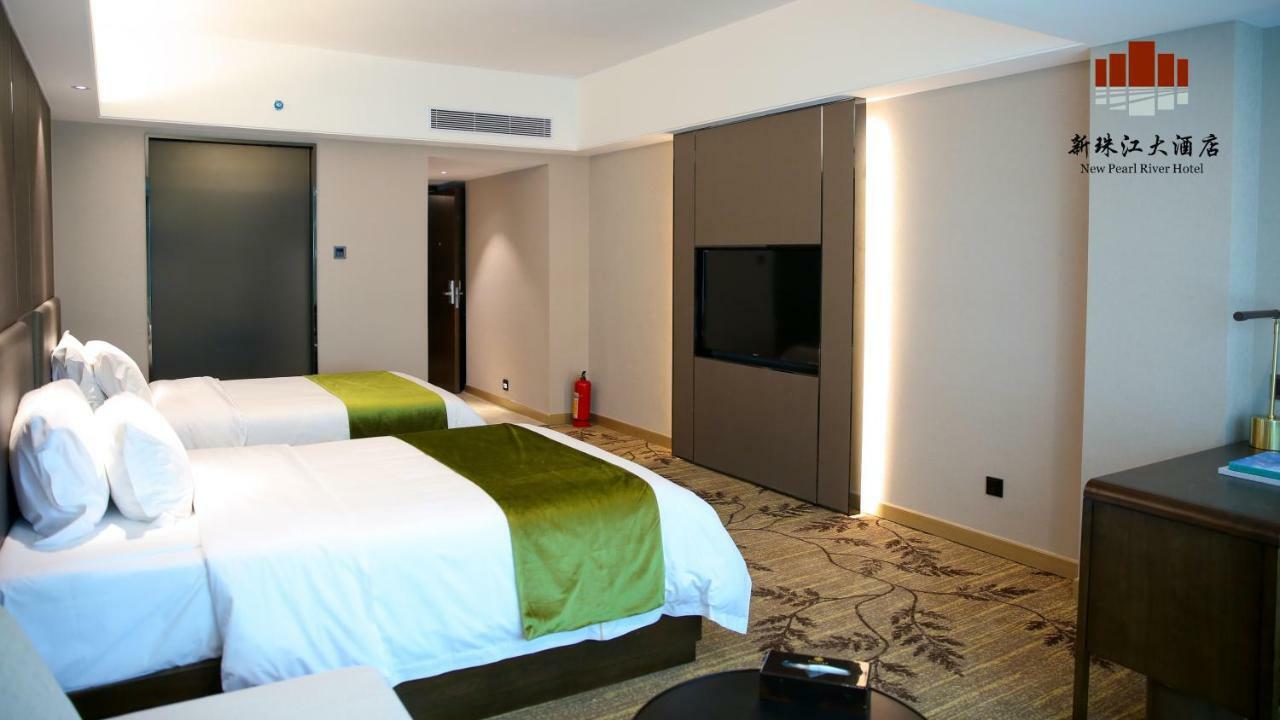 New Pearl River Hotel Guangzhou Bagian luar foto