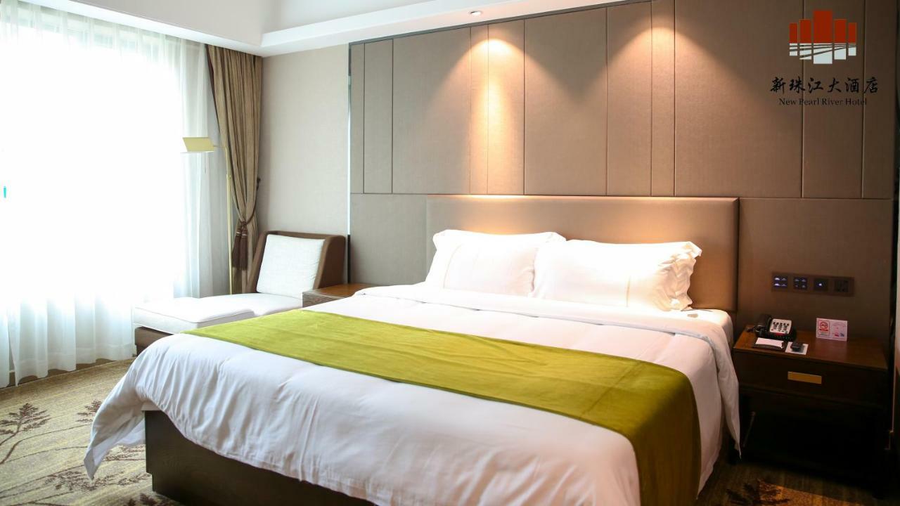 New Pearl River Hotel Guangzhou Bagian luar foto